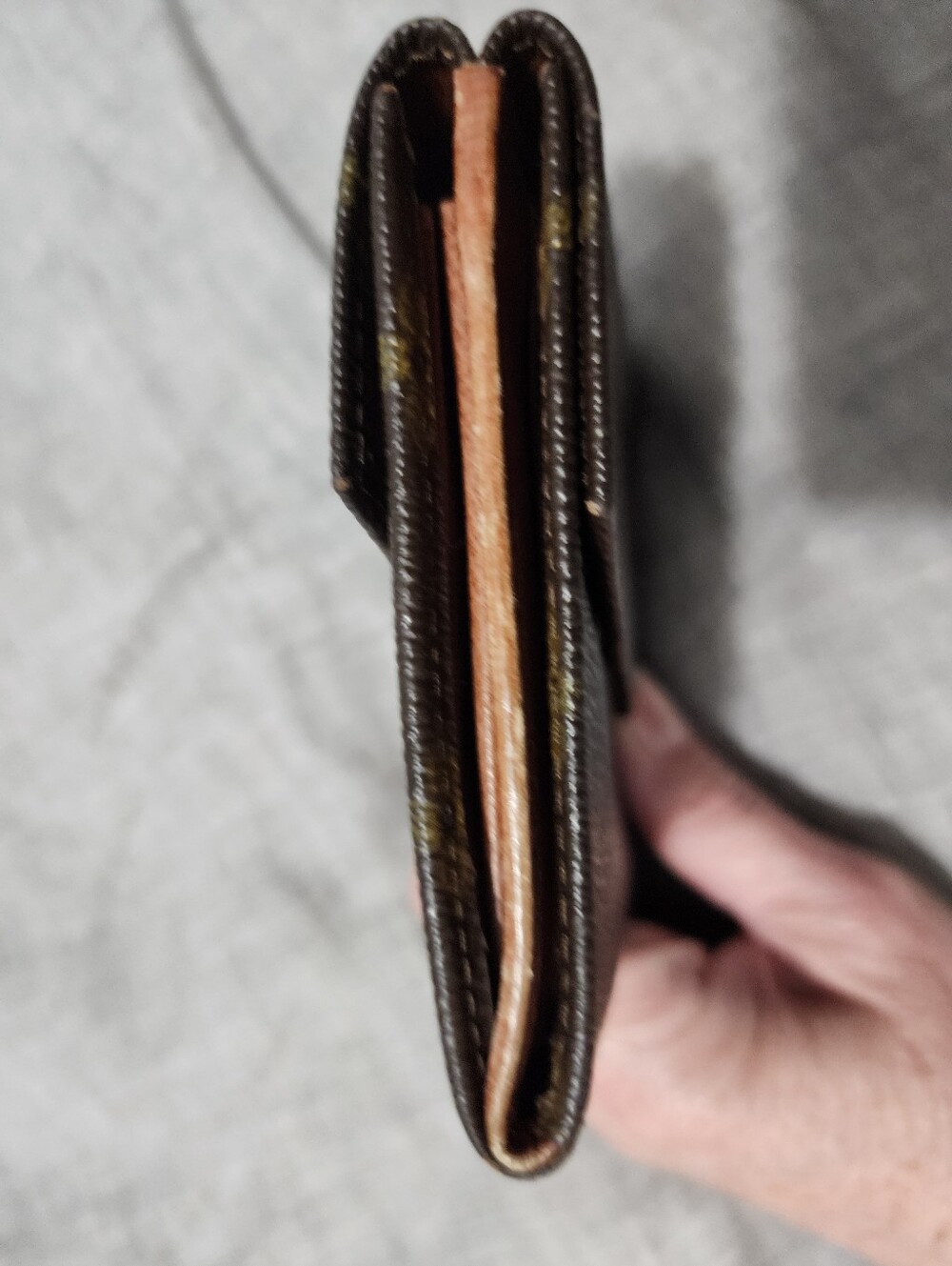 Authentic Louis Vuitton Monogram Victorine Wallet - Picture 5 of 10